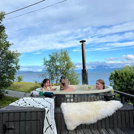 Evenes Artic Glamping Villa Evenesmarkja Exterior photo